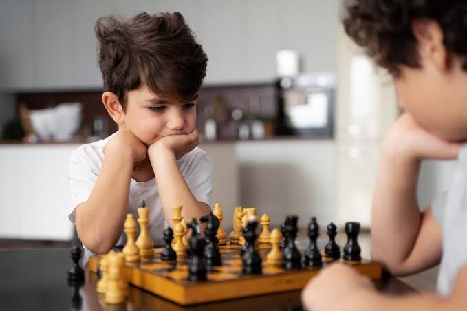 KPR Chess Academy Right Illustration